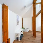 Homestay Sokol House New Town