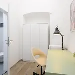 ホームステイ Sokol House New Town プラハ