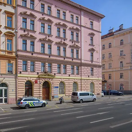 Sokol House New Town Homestay Prague