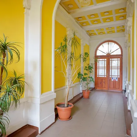 Δωμάτια σε οικογενειακή κατοικία Sokol House New Town *