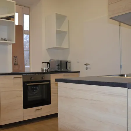 Δωμάτια σε οικογενειακή κατοικία Sokol House New Town