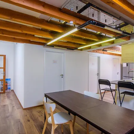 Δωμάτια σε οικογενειακή κατοικία Sokol House New Town Πράγα