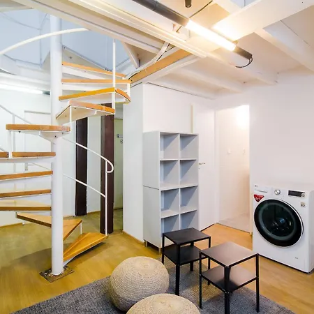 Sokol House New Town Rum i privatbostad Prag