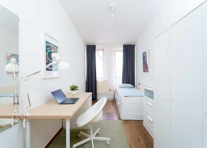Sokol House New Town Privatunterkunft *
