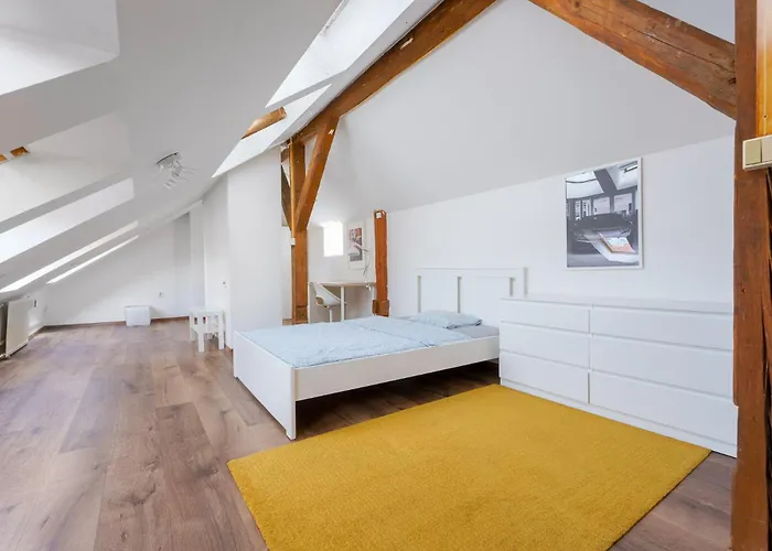 Sokol House New Town Privatunterkunft *